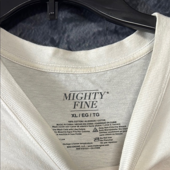 Mighty Fine Feeling Great Heart T-Shirt‎ Extra Large White Red Heart Graphic - Picture 3 of 7